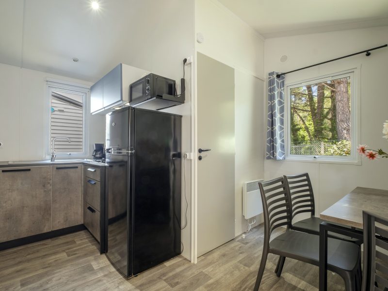 Location  GRAND CONFORT : Mobile-Home, 2 people, 1 bedroom, Covered wooden terrace au camping Le Suroit - 3