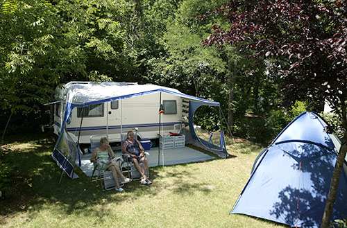 Location  Emplacement nu pour Caravane au camping Le Suroit - 2