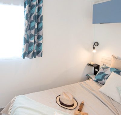 Location  ARCHIPEL : Mobile-Home, 6/8 personnes, 3 chambres, lave-vaisselle (2 mobil homes Îlots avec terrasse commune couverte) au camping Le Suroit - 4
