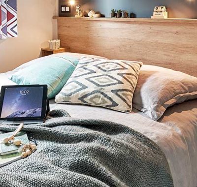 Location  PREMIUM : Mobil home TV, 5 personnes, 2 chambres (2 salles de bain), – de 3 ans , Terrasse couverte au camping Le Suroit - 4