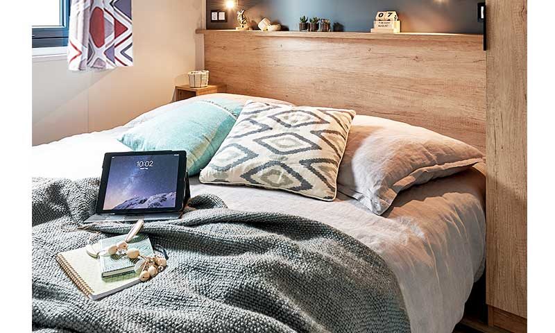 Location  PREMIUM : Mobil home TV, 5 personnes, 2 chambres (2 salles de bain), – de 3 ans , Terrasse couverte au camping Le Suroit - 4
