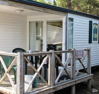Location  Mobil home, 5 personnes, 2 chambres, Terrasse intégrée couverte au camping Le Suroit - 1