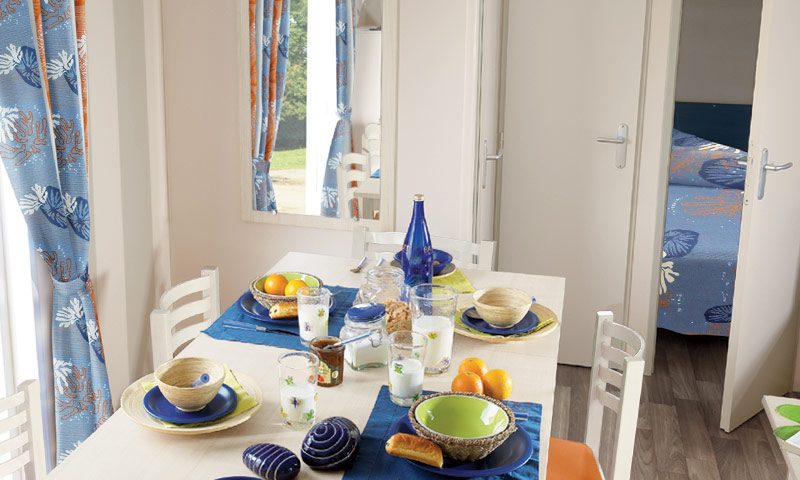 Location  CONFORT: Mobile-home, 6 personnes, 3 chambres, Terrasse couverte au camping Le Suroit - 1