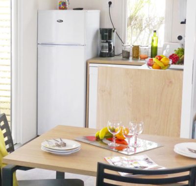 Location  QUARTIER : Mobil-Home TV, 6 personnes, 3 chambres, Terrasse Couverte au camping Le Suroit - 3