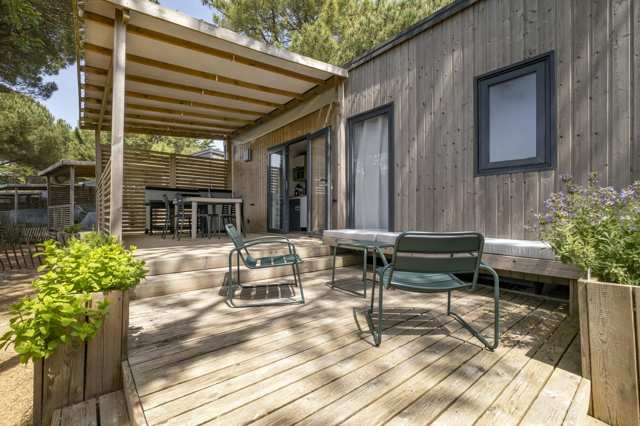 Location  PREMIUM : Mobil home TV, 4 personnes, 2 chambres, 2 salles de bain au camping Le Suroit - 1
