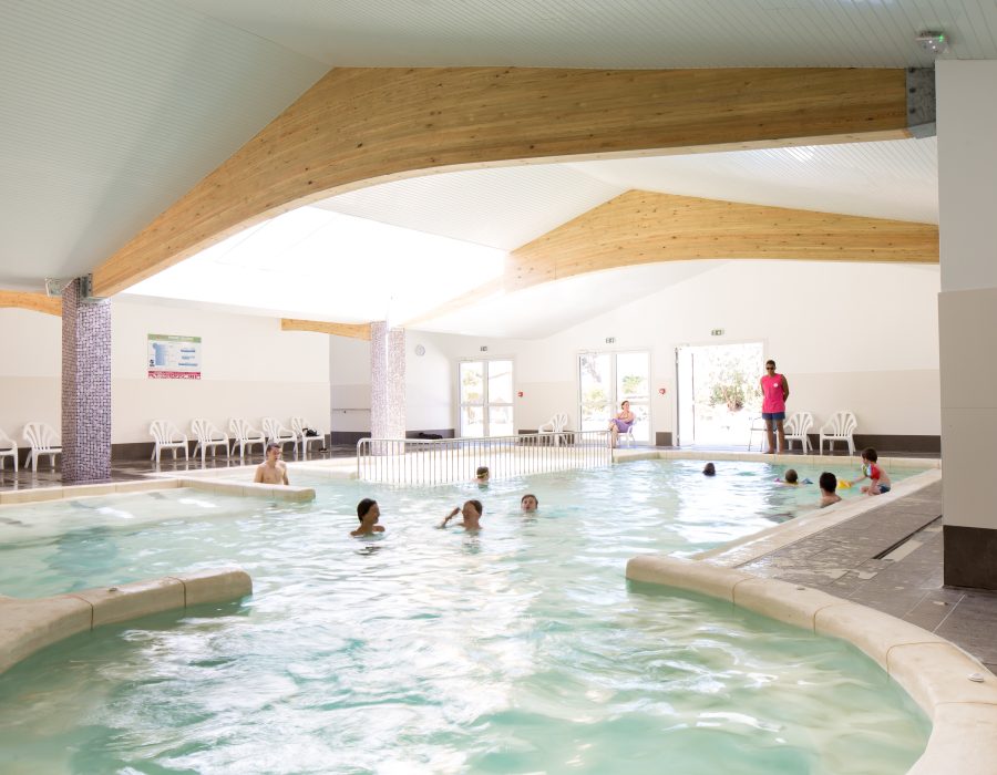 Camping Suroit Votre camping à l’île de Ré avec piscine couverte 