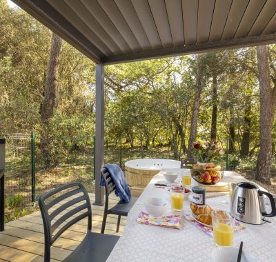 Location  PREMIUM : Mobile home TV, sleeps 6, 3 bedrooms, 2 bathrooms, jacuzzi, New au camping Le Suroit - 7