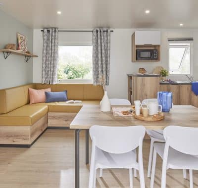 Location  ARCHIPEL : 14 personnes, 7 chambres, jacuzzi privatif et climatisation (2 mobil homes Îlots avec terrasse commune couverte) au camping Le Suroit - 6