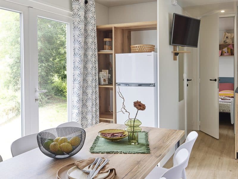 Location  Archipel: 14 people, 7bedrooms, private jacuzzi, air conditioning (2 Mobile-homes with a common shared terrace) au camping Le Suroit - 1